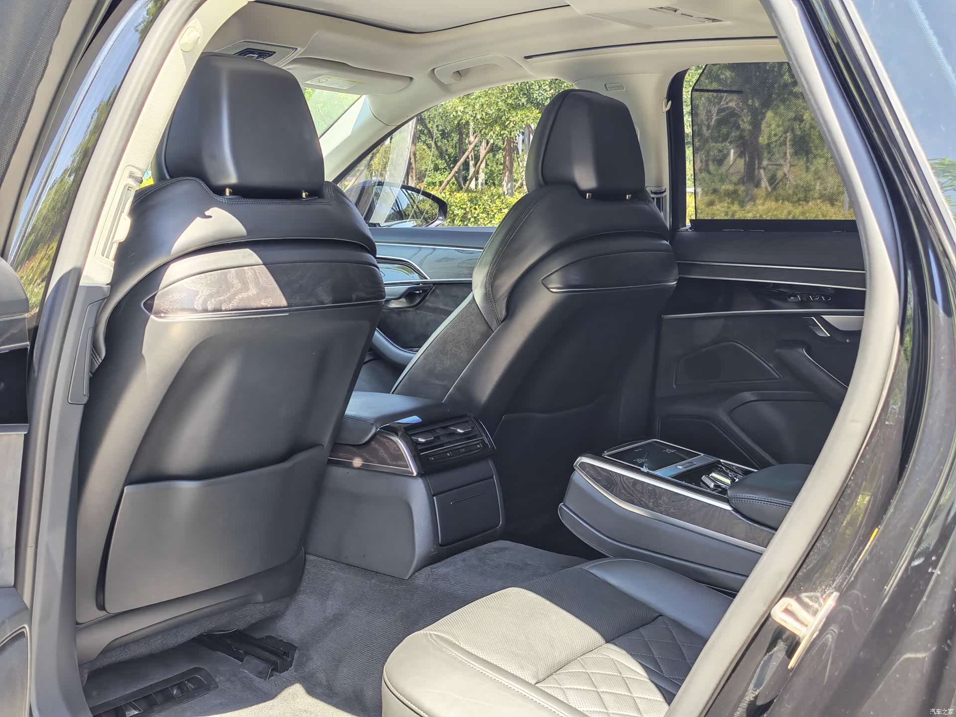 Audi A8L, 2021 7