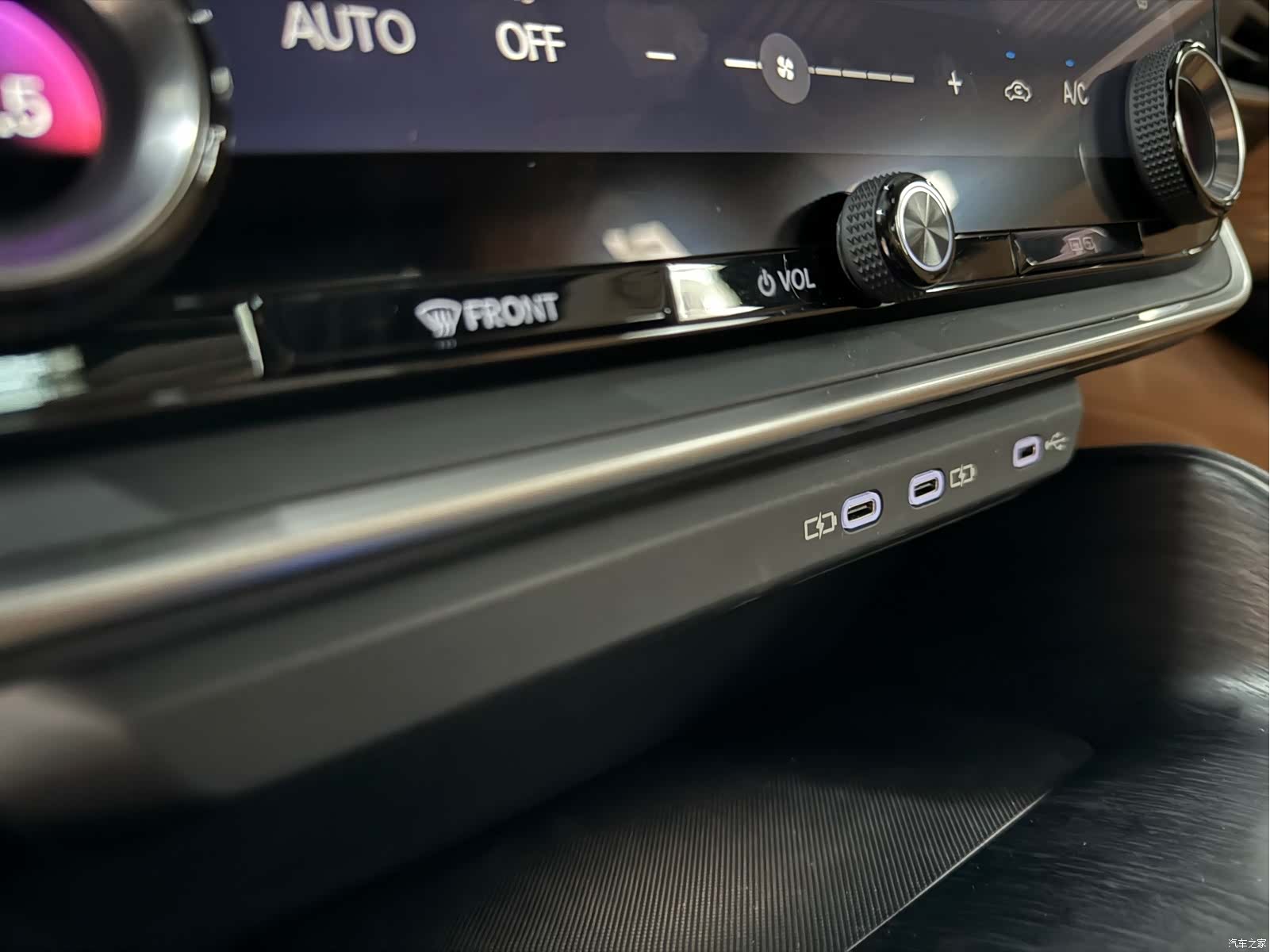Lexus RZ, 2023 10