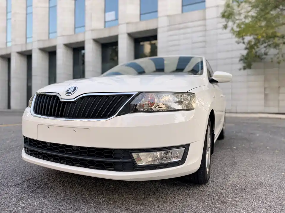 Skoda Xindong