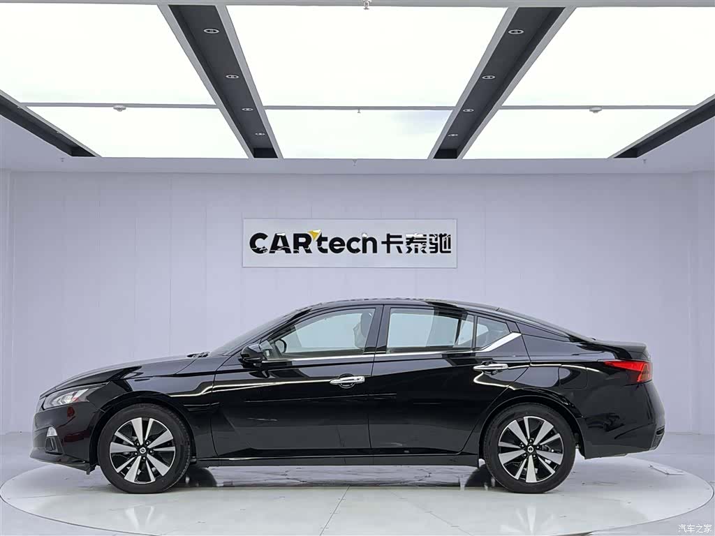 Nissan Teana, 2026 8