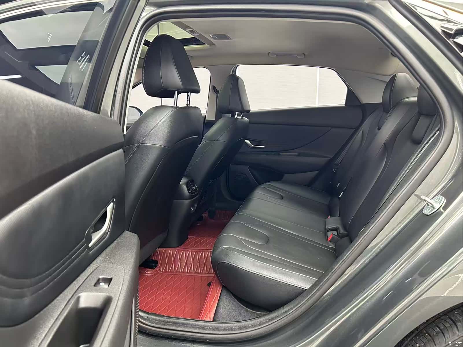 Hyundai Elantra, 2023 18