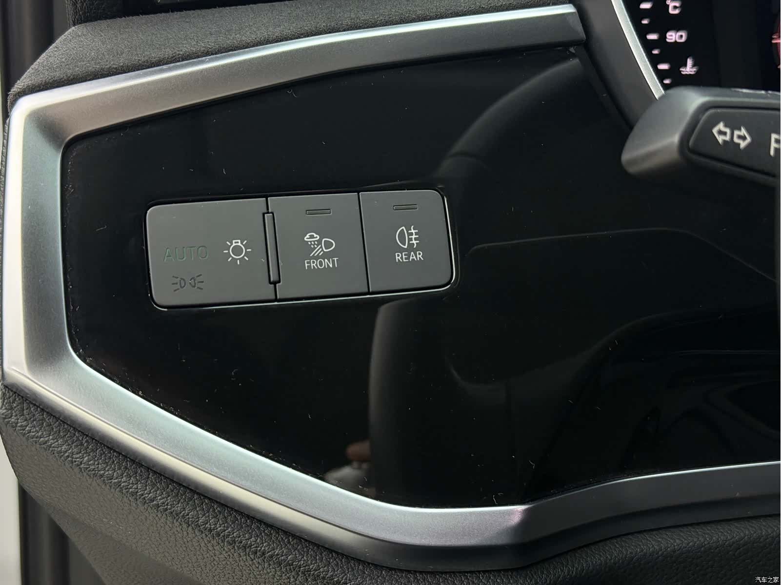 Audi Q3, 2022 12