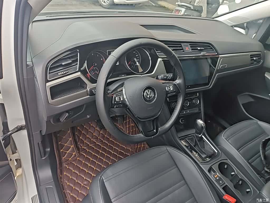 Volkswagen L, 2017 11