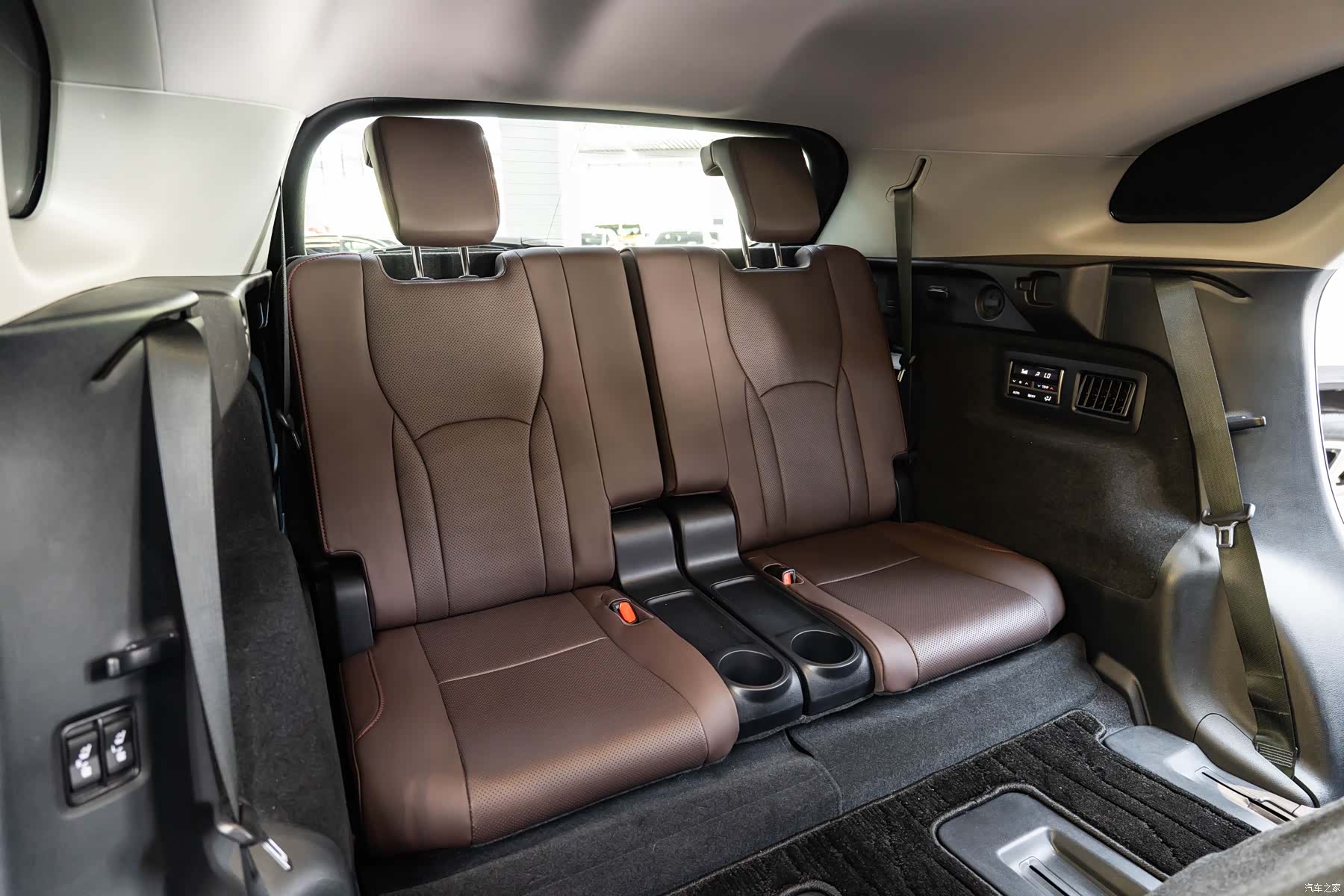 Lexus RX, 2023 13
