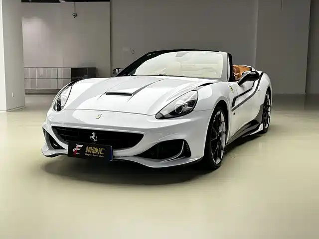 Ferrari California T 2013 — купить из Китая под заказ