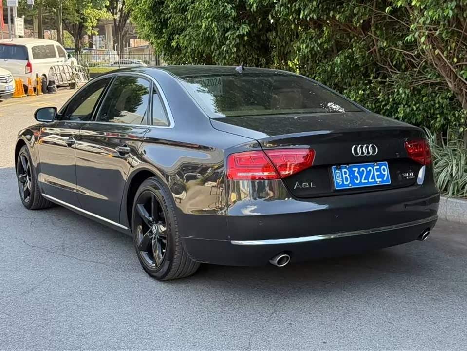 Audi A8