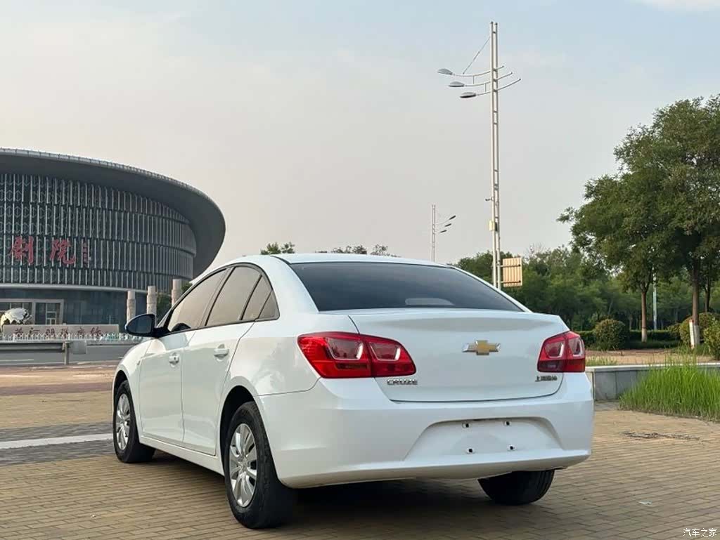 Chevrolet SL, 2015 6