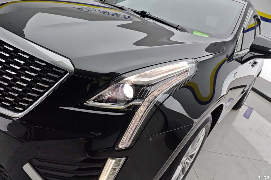 Cadillac XT5, 2022 все фото