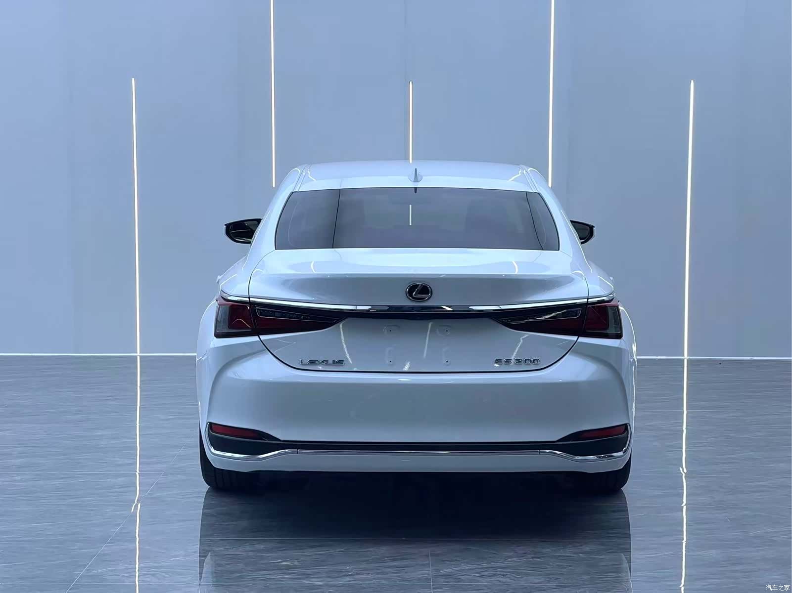Lexus ES, 2021 14