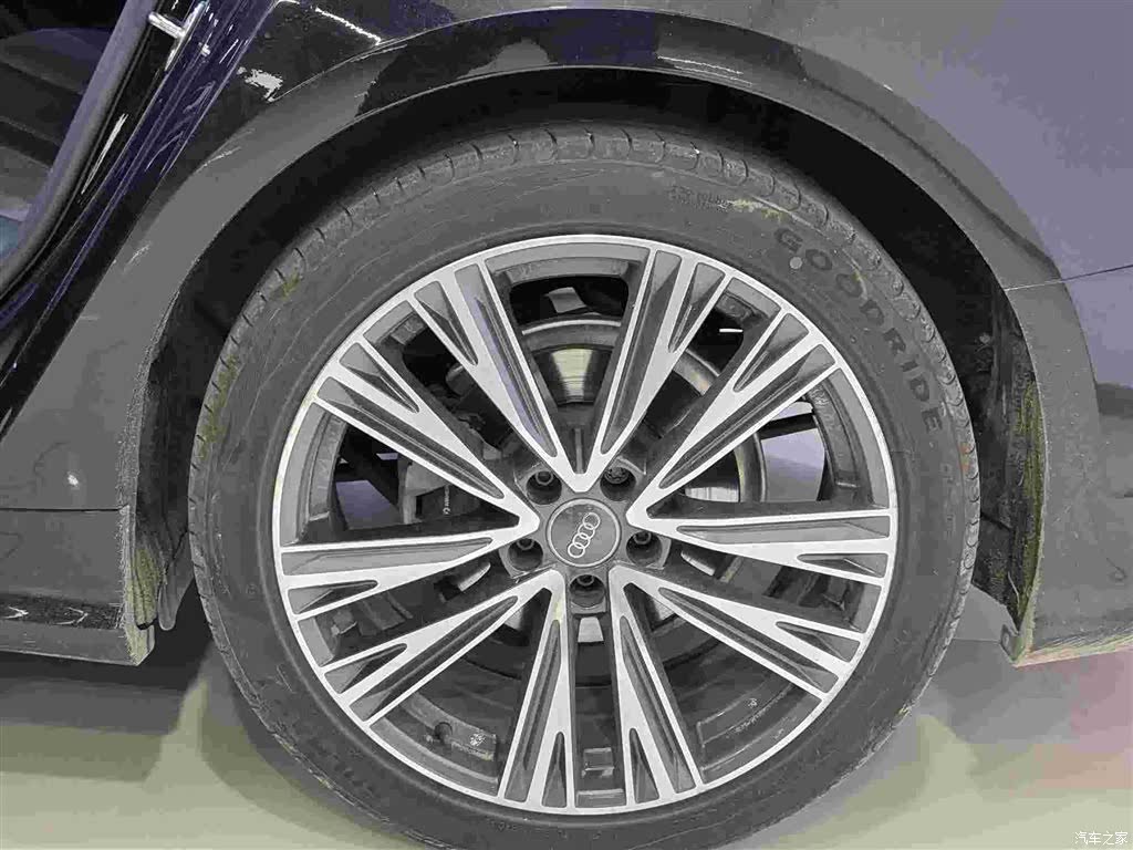 Audi A6L, 2019 10