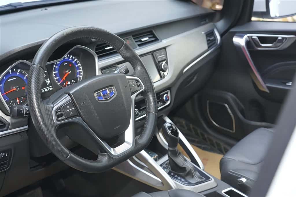 Geely X3, 2020 10