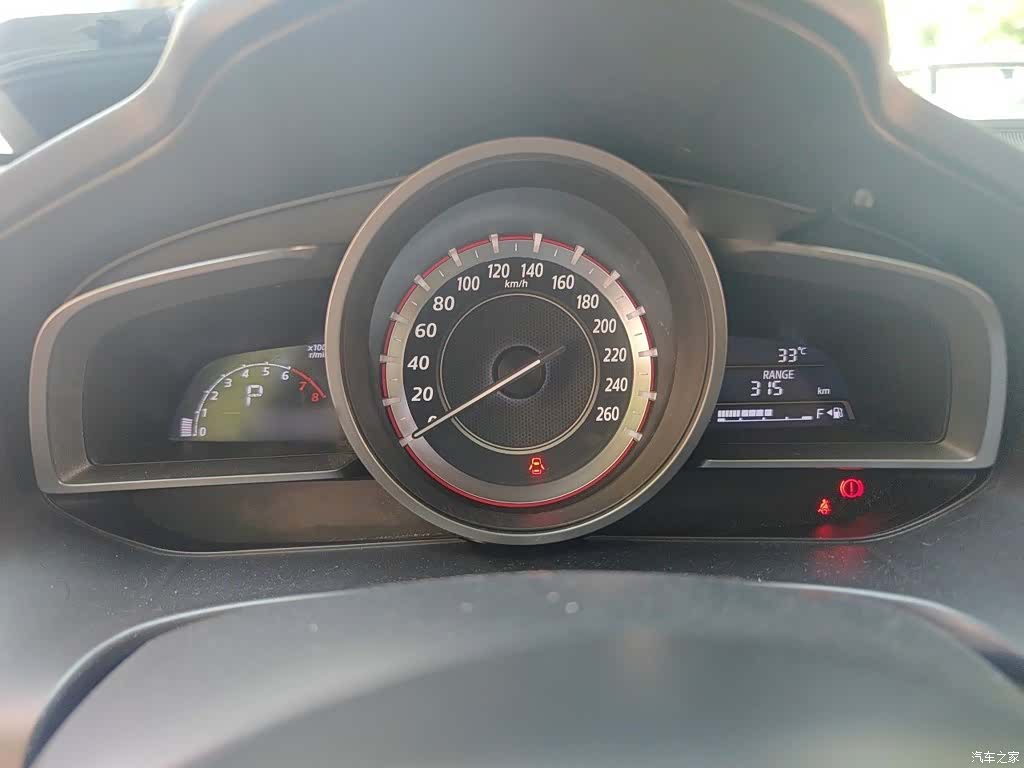 Mazda Mazda3, 2016 4