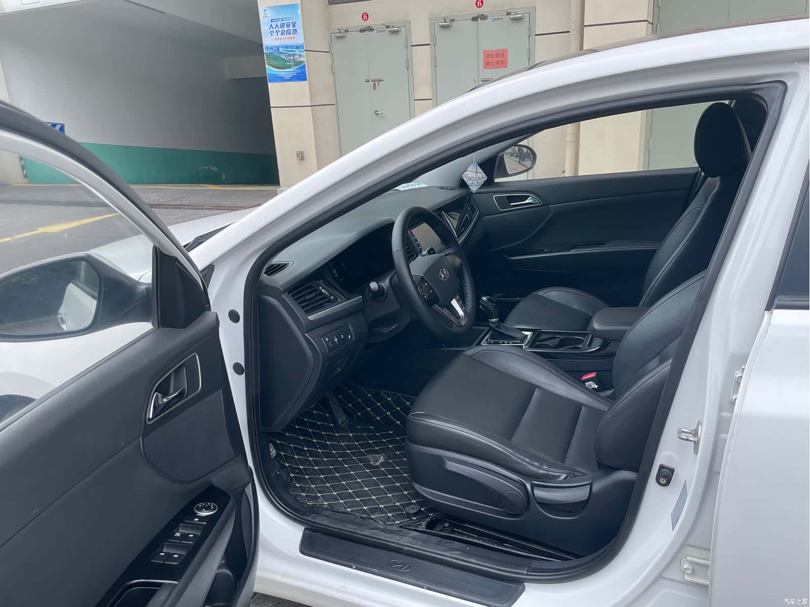 Hyundai GLS, 2020 8