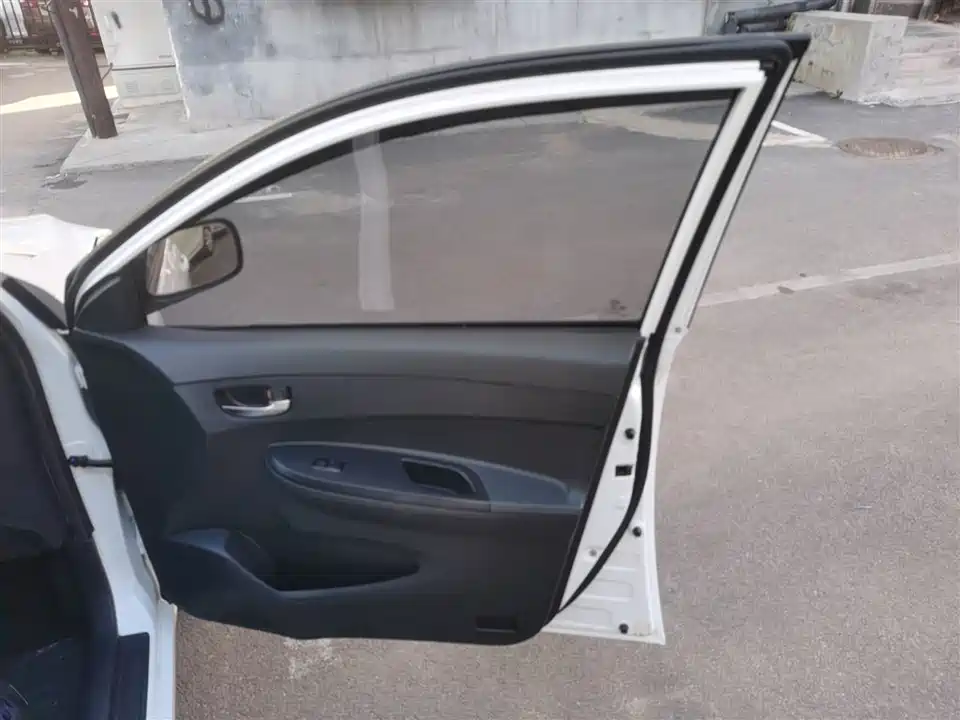 BYD F3