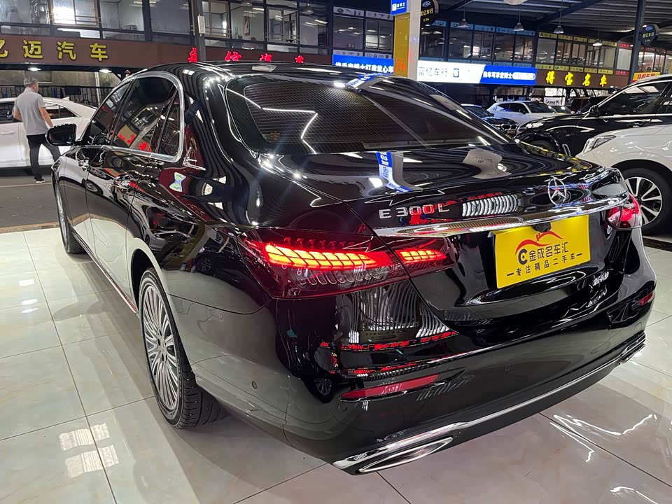 Mercedes-Benz E-class Mercedes-Benz E-class