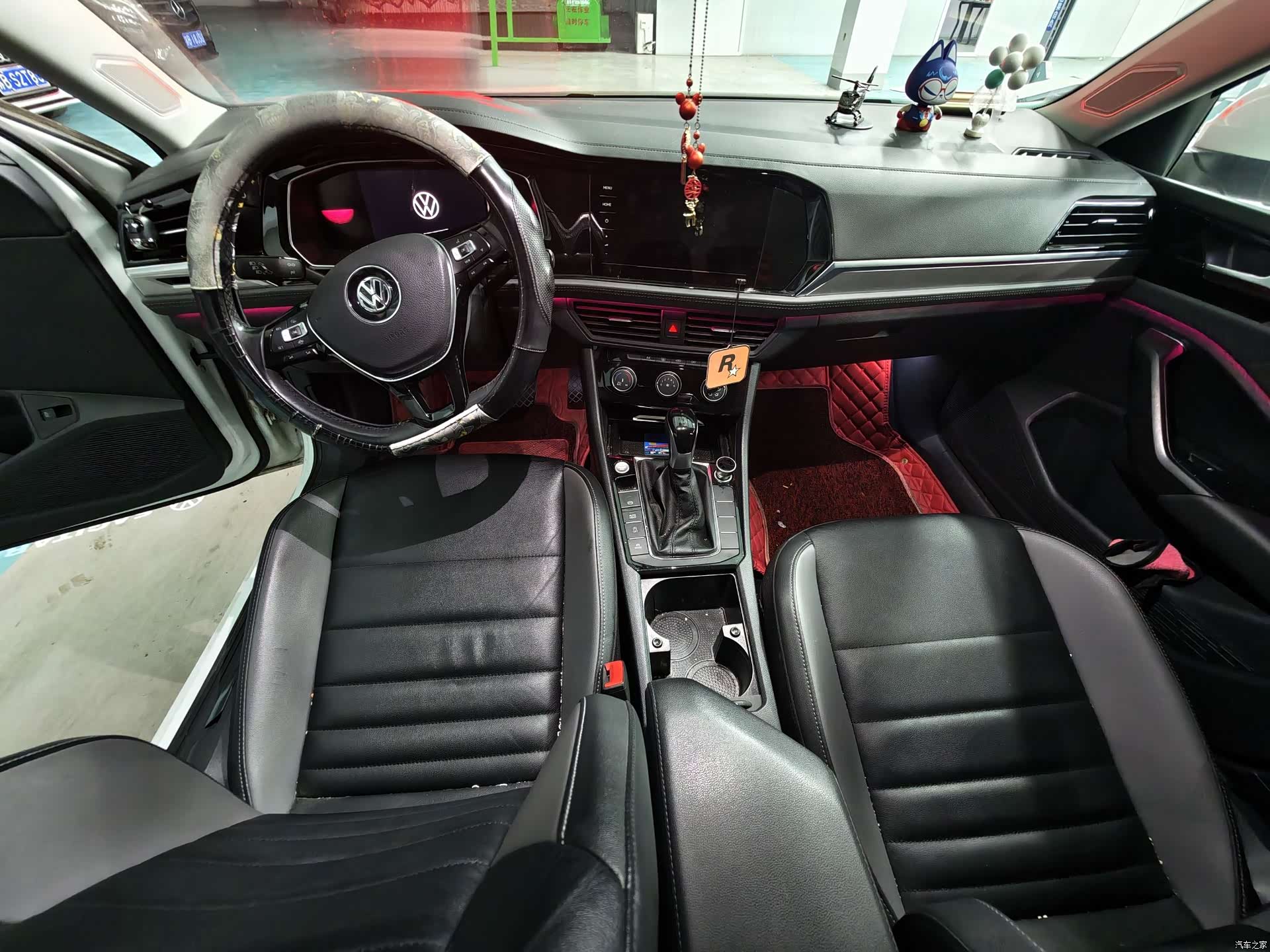 Volkswagen Sagitar, 2021 4