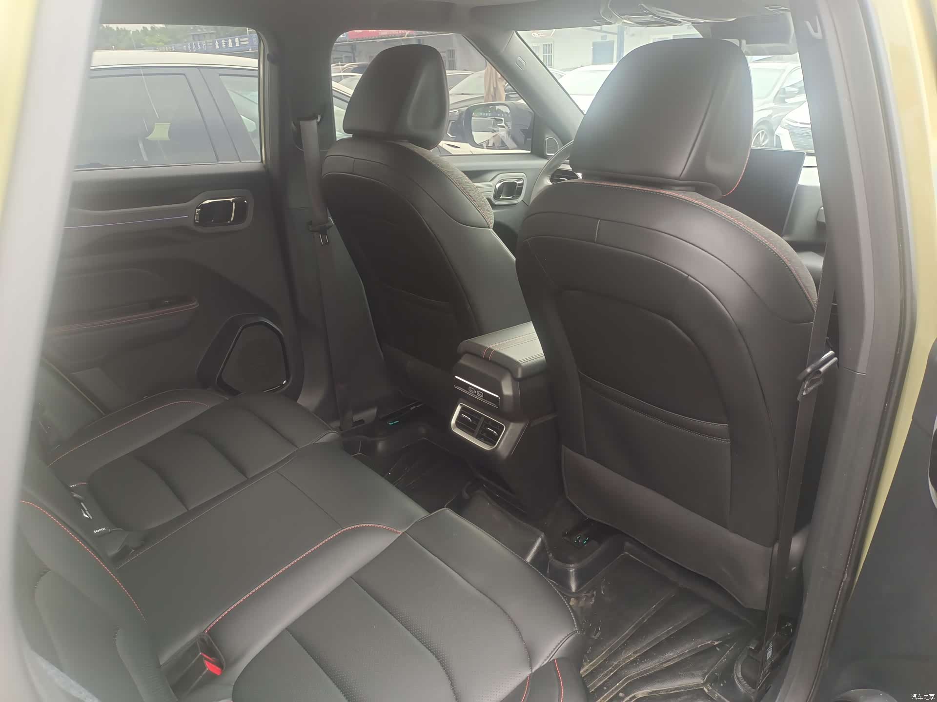 Geely Icon, 2024 9