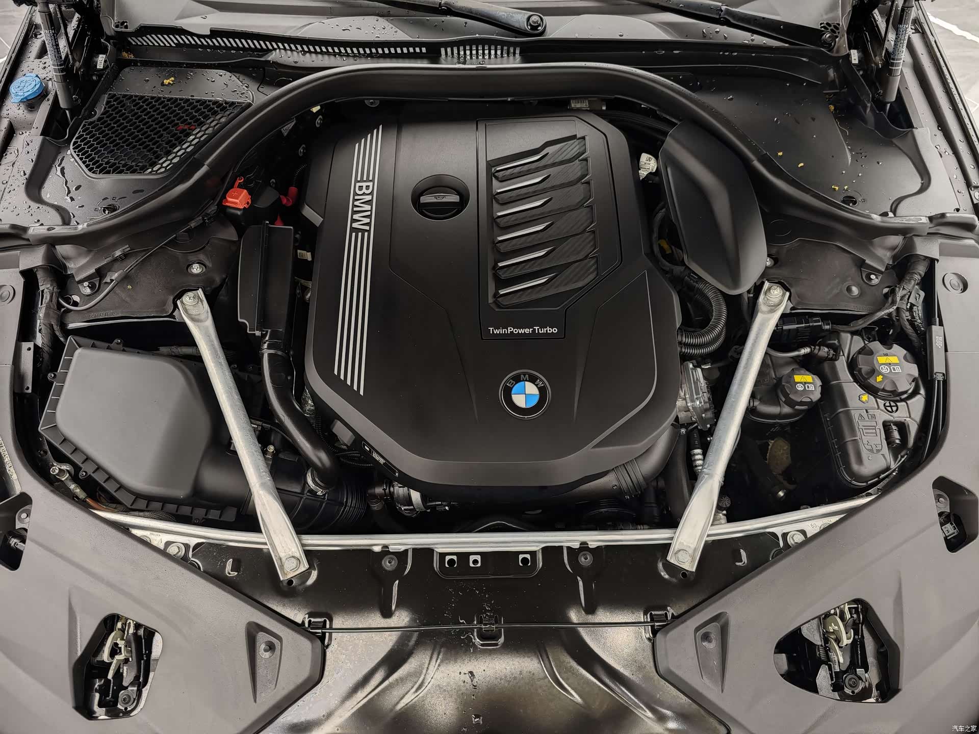 BMW 8 Series, 2020 22