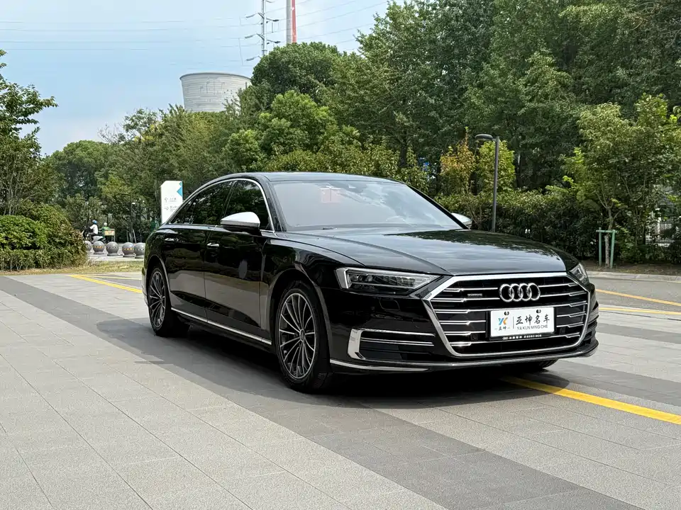 Audi A8