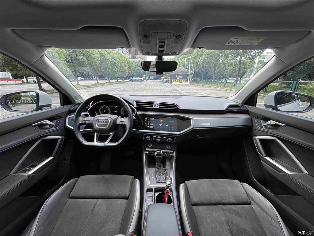 Audi Q3, 2022 14