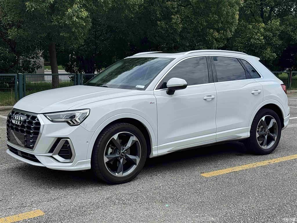 Audi Q3, 2022 8