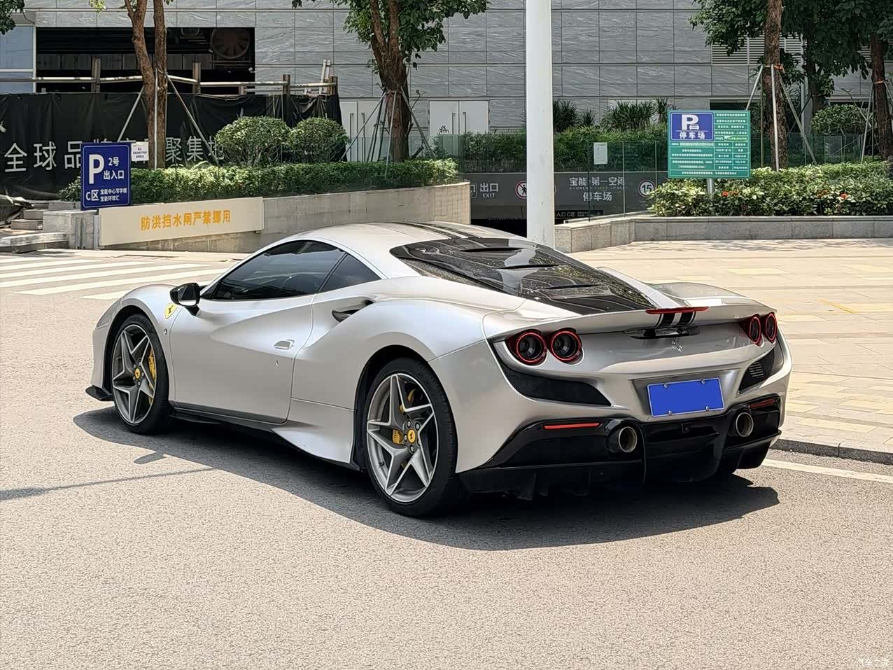 Ferrari F8, 2020 все фото
