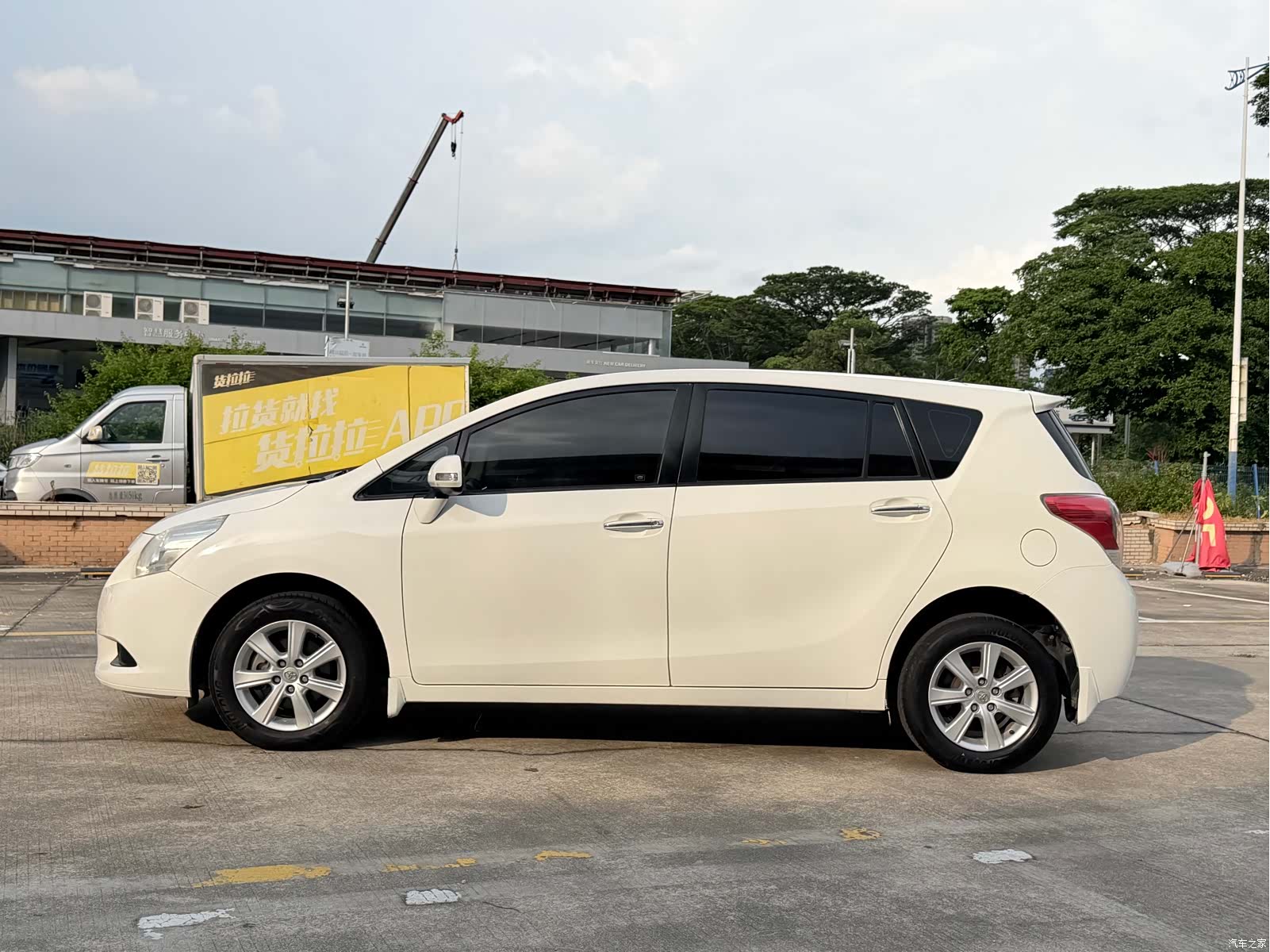 Toyota 180E, 2013 4
