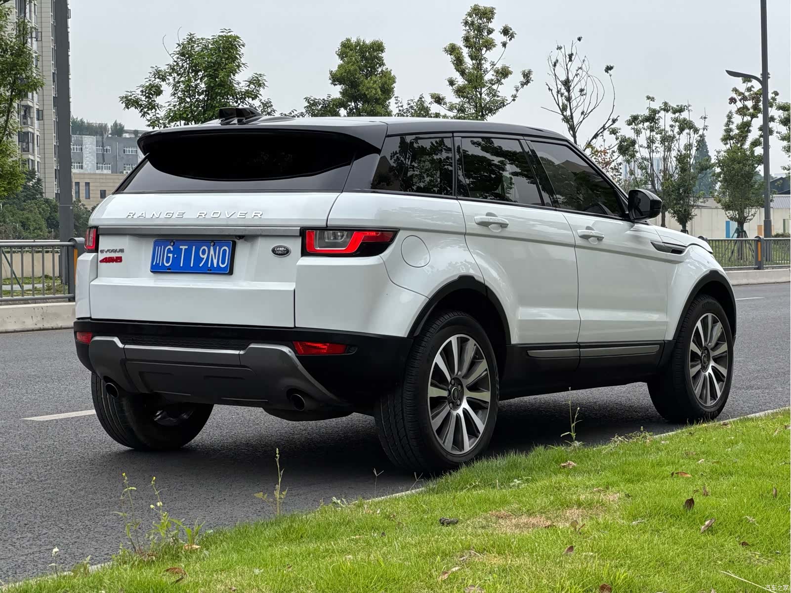 Land Rover Range Rover, 2018 16