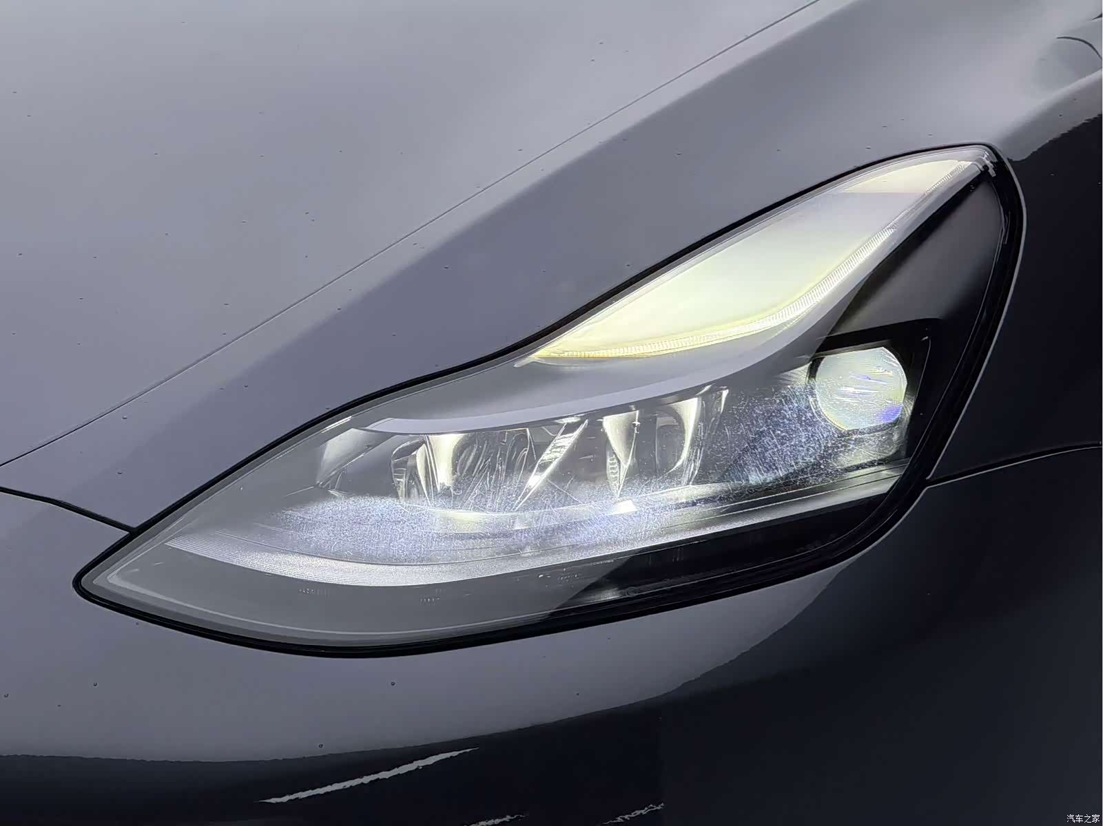 Tesla Model Y, 2023 20