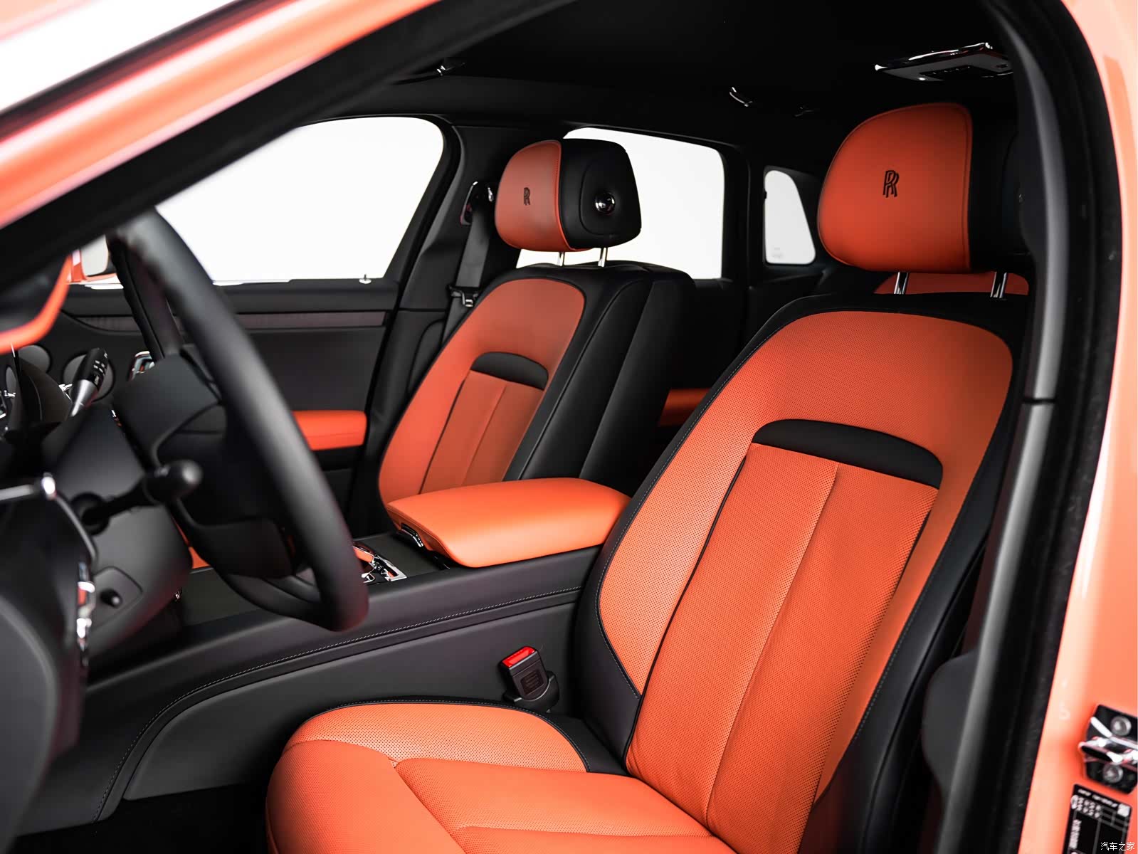 Rolls-Royce Ghost, 2025 18