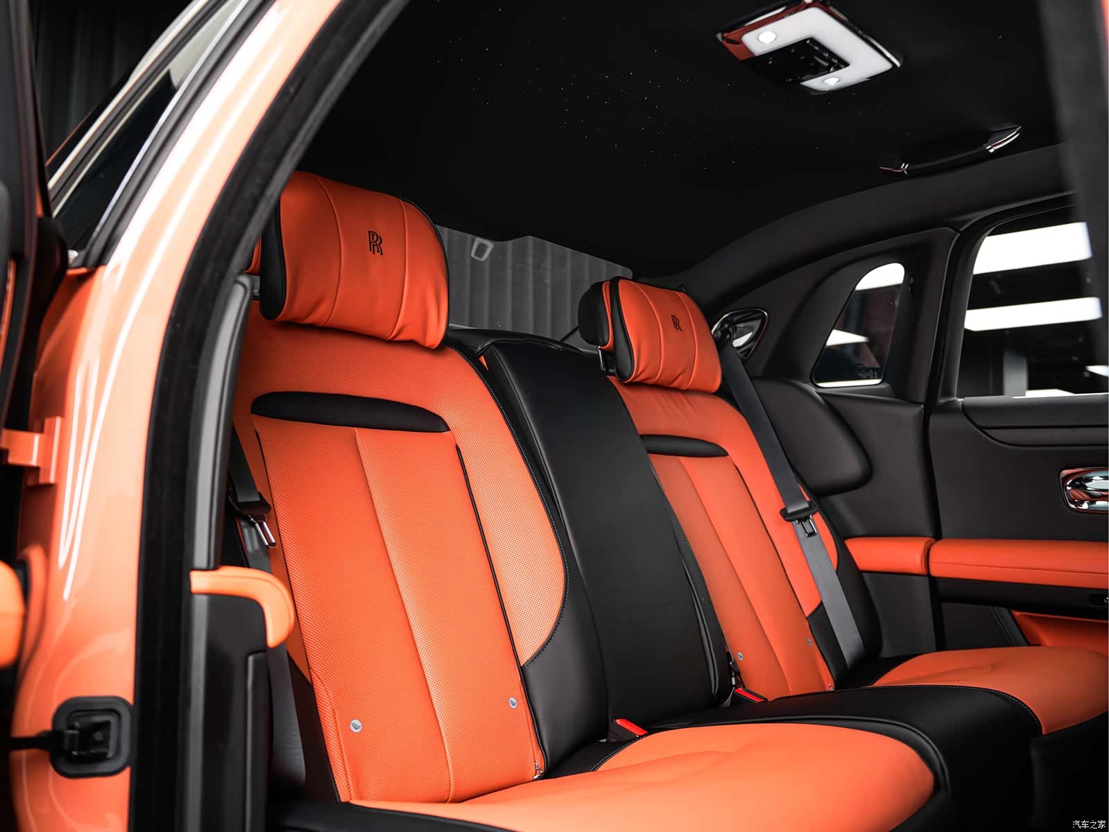 Rolls-Royce Ghost, 2025 28
