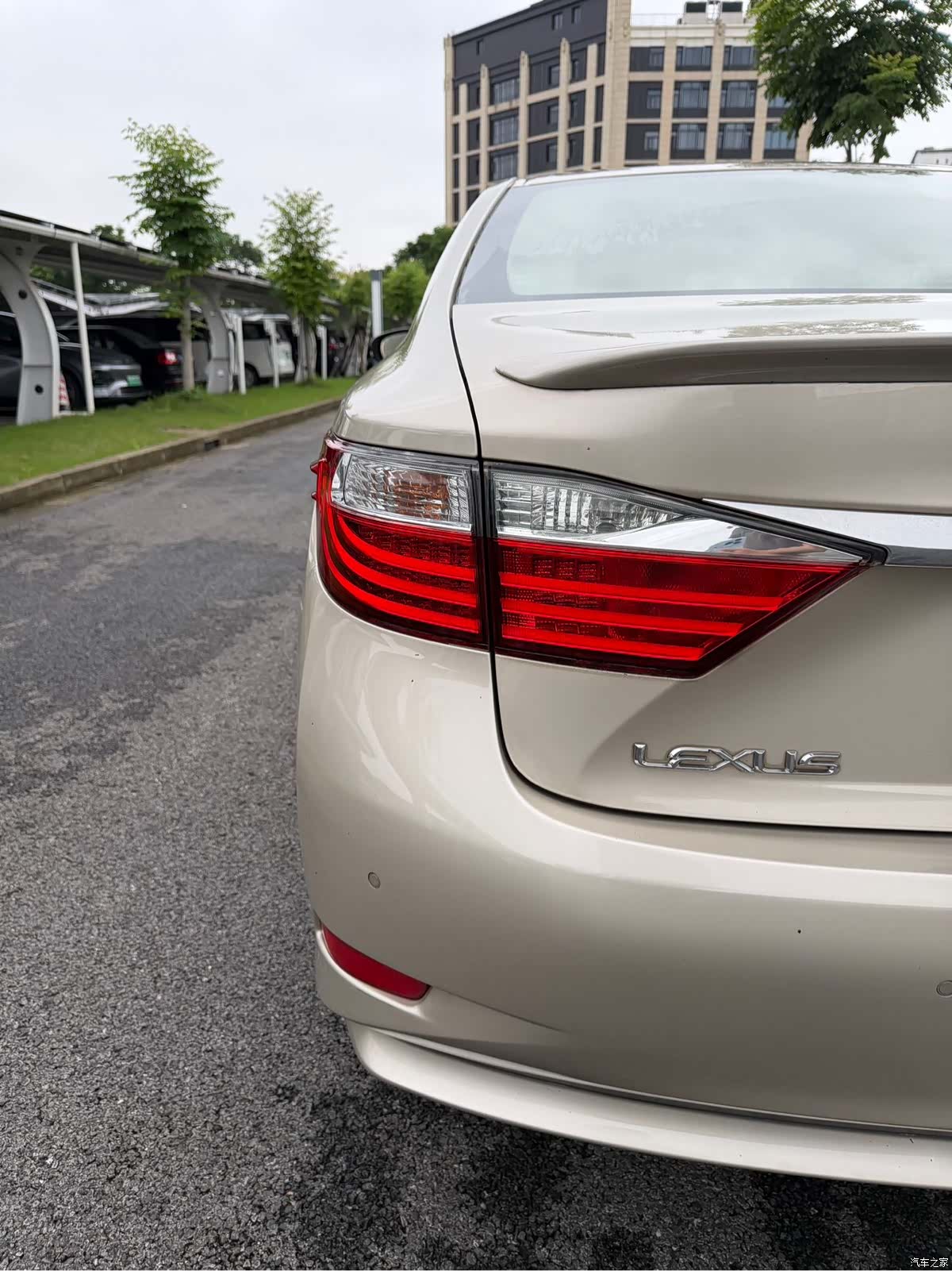 Lexus ES, 2015 10
