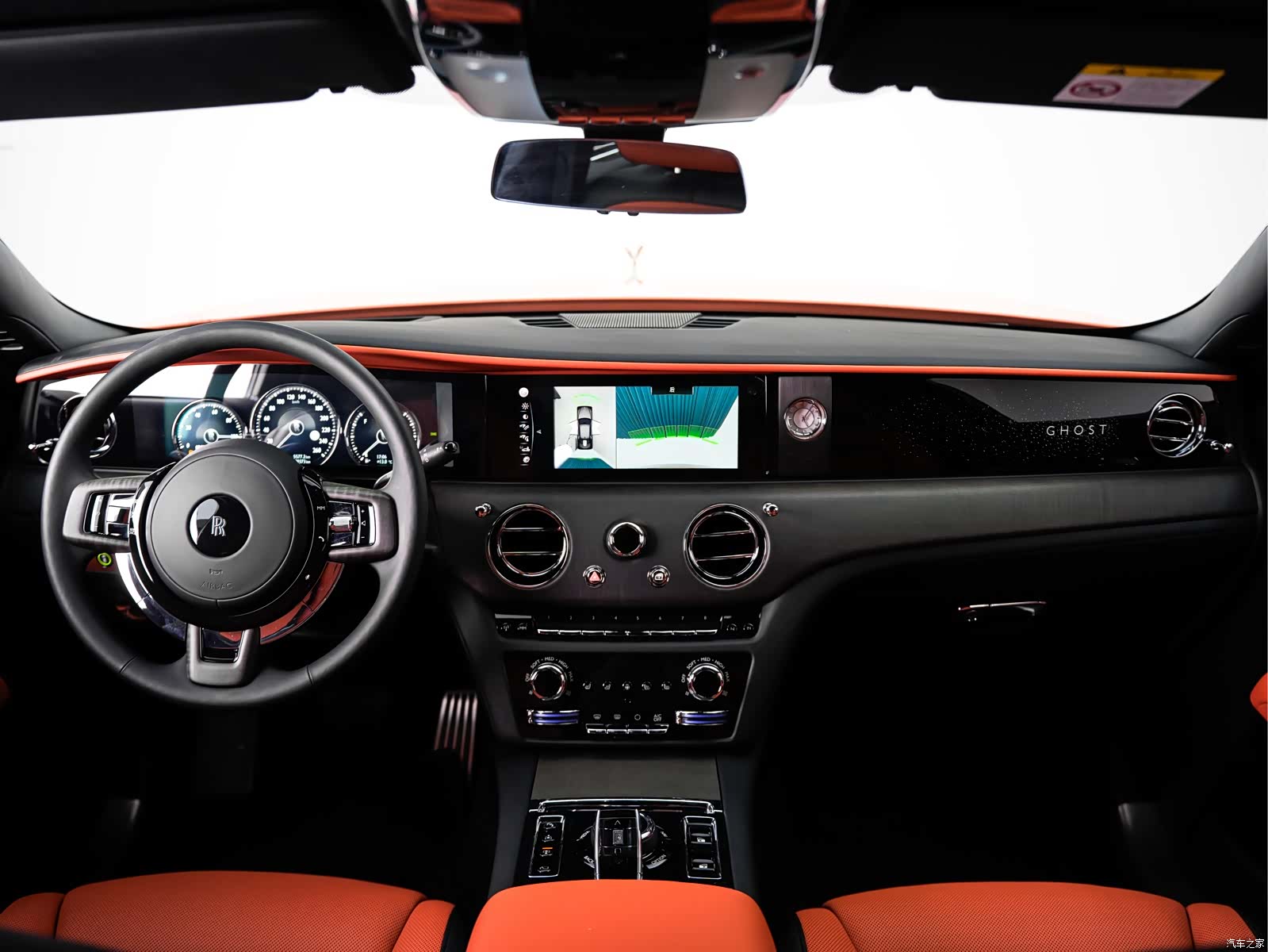 Rolls-Royce Ghost, 2025 24