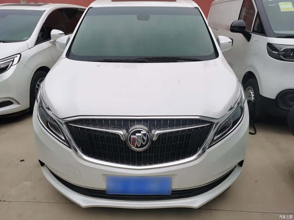 Buick GL8, 2020 3