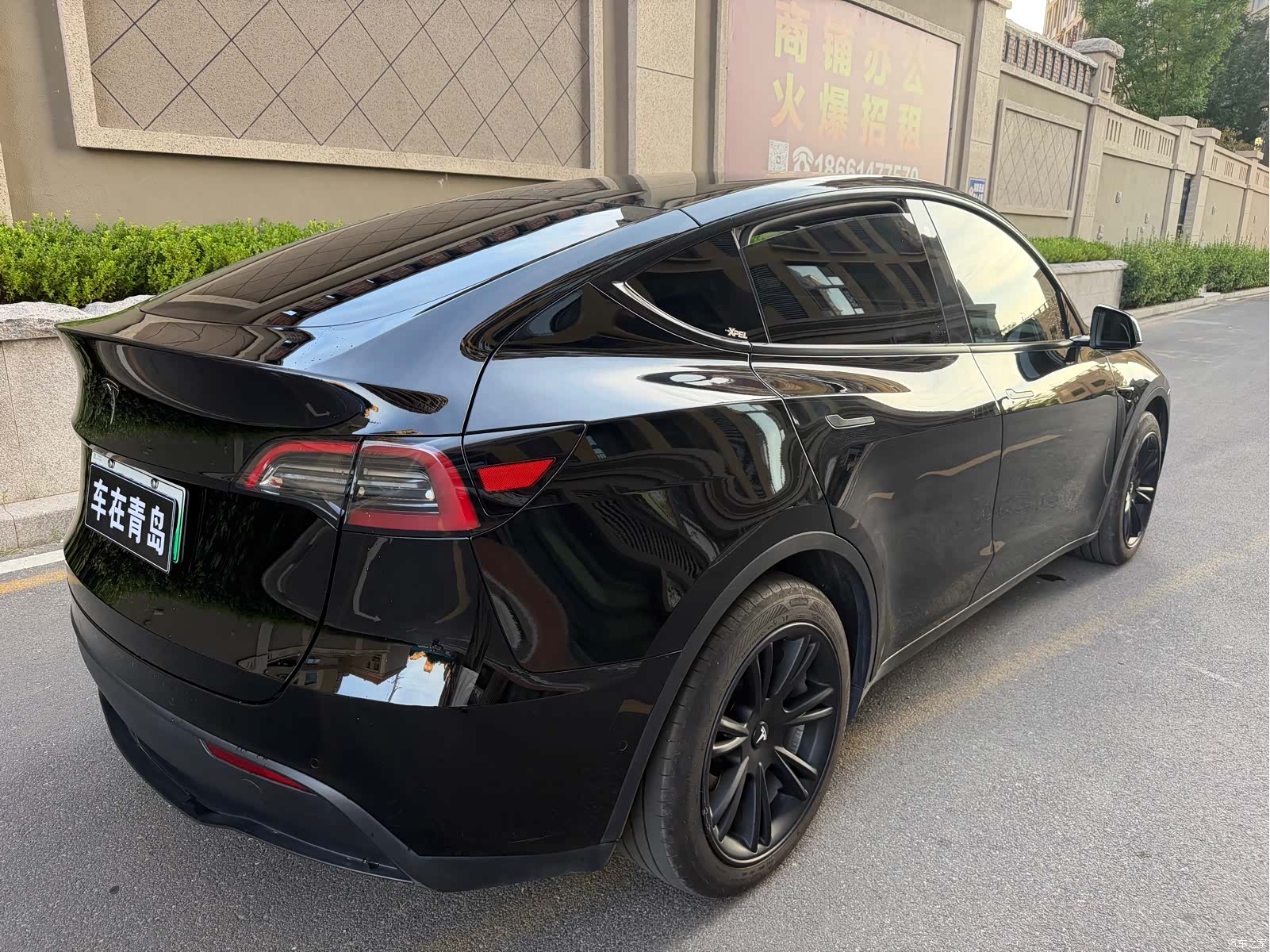 Tesla Model Y, 2023 13