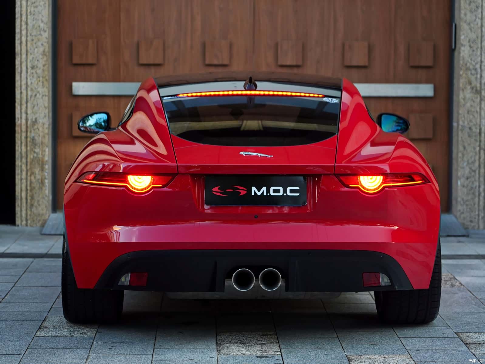 Jaguar F-TYPE, 2015 9