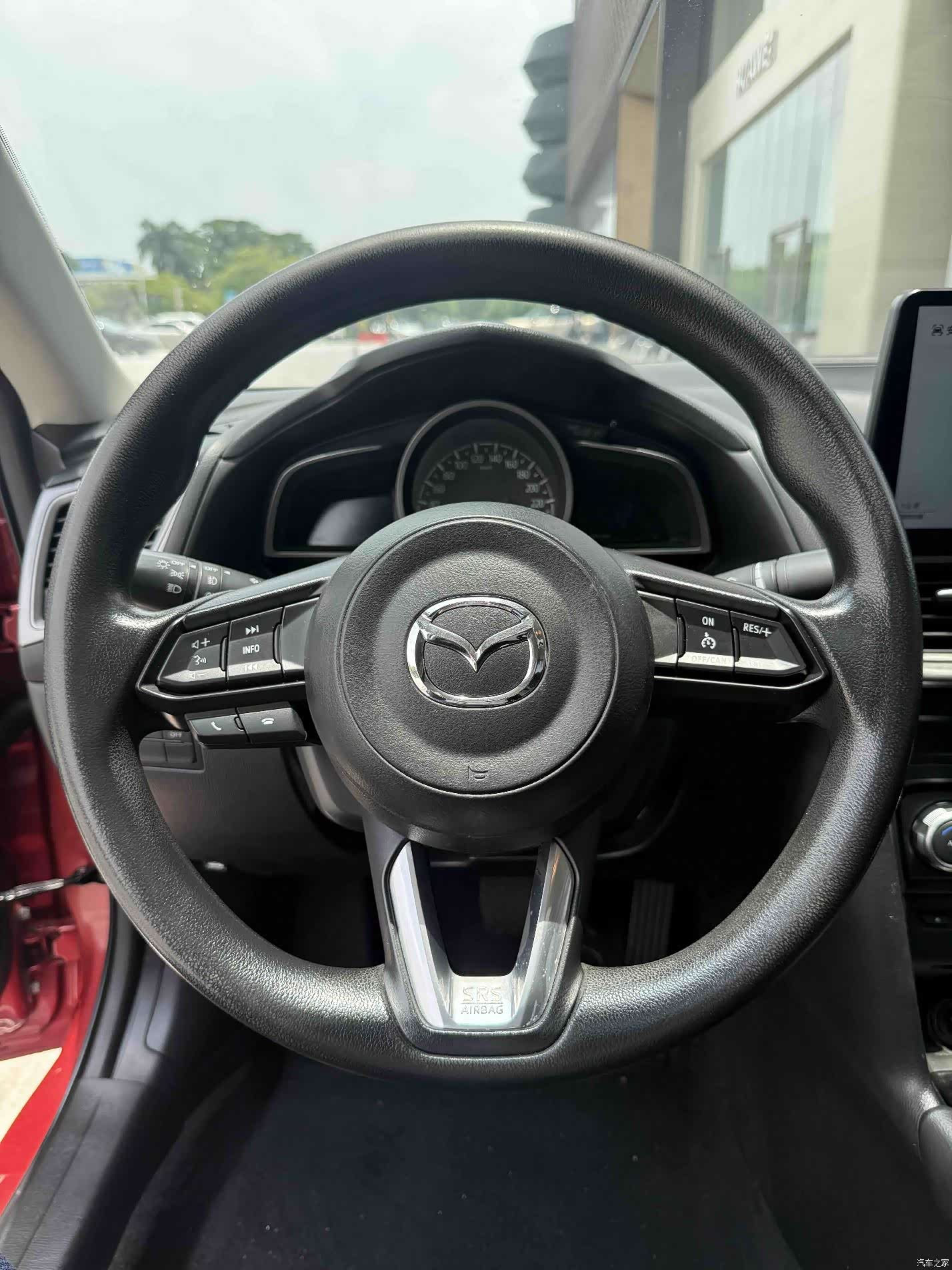 Mazda Mazda3, 2018 8