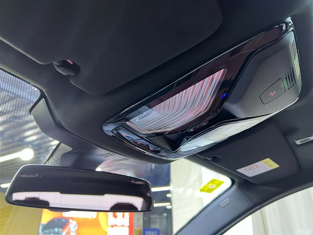 BMW 5 Series, 2022 21