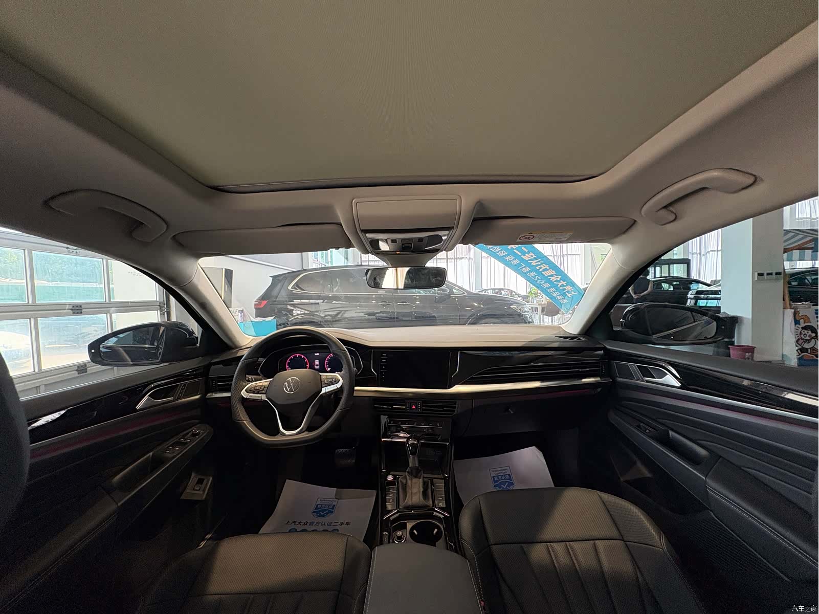 Volkswagen Passat, 2025 все фото