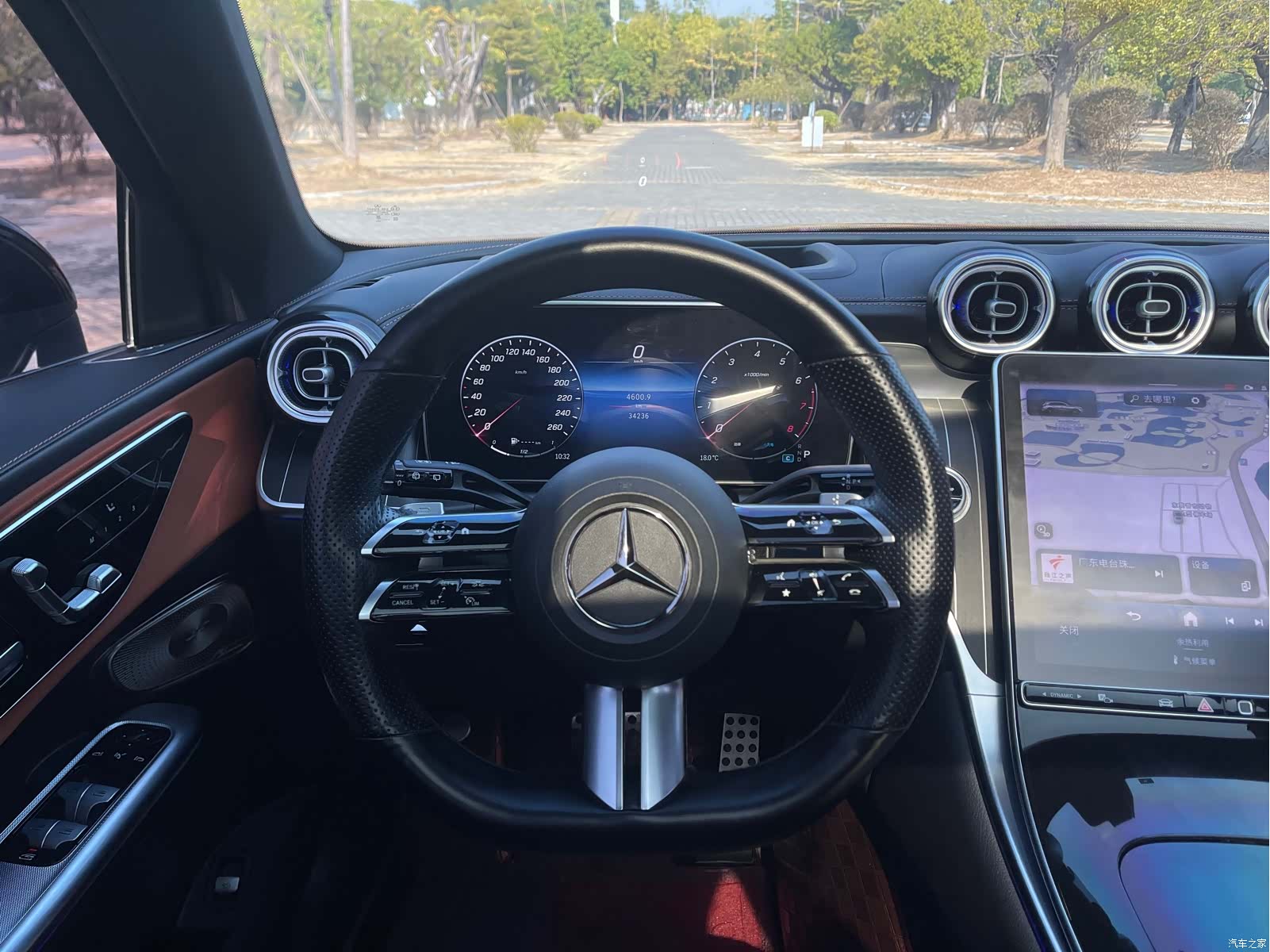 Mercedes-Benz GLC, 2023 13