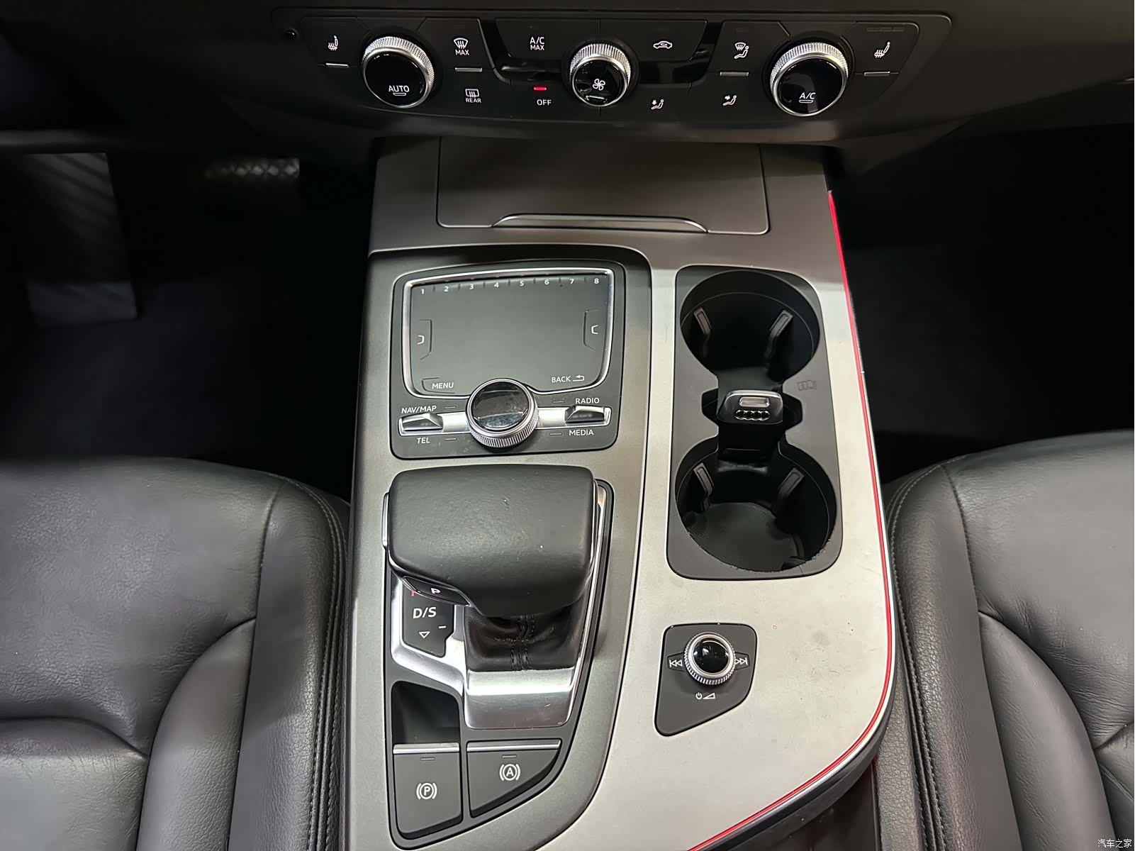 Audi Q7, 2018 12