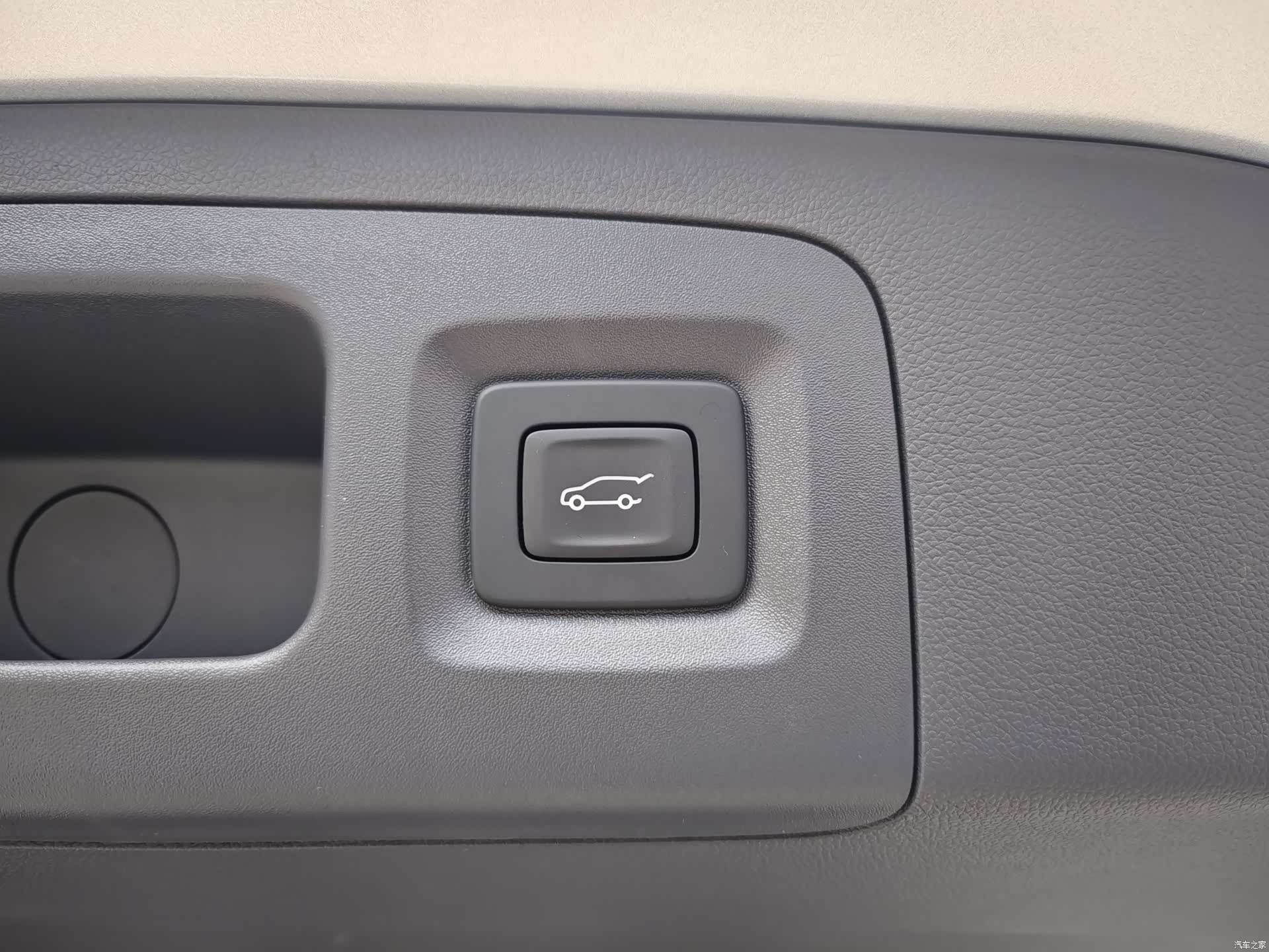 Buick GL8, 2026 21