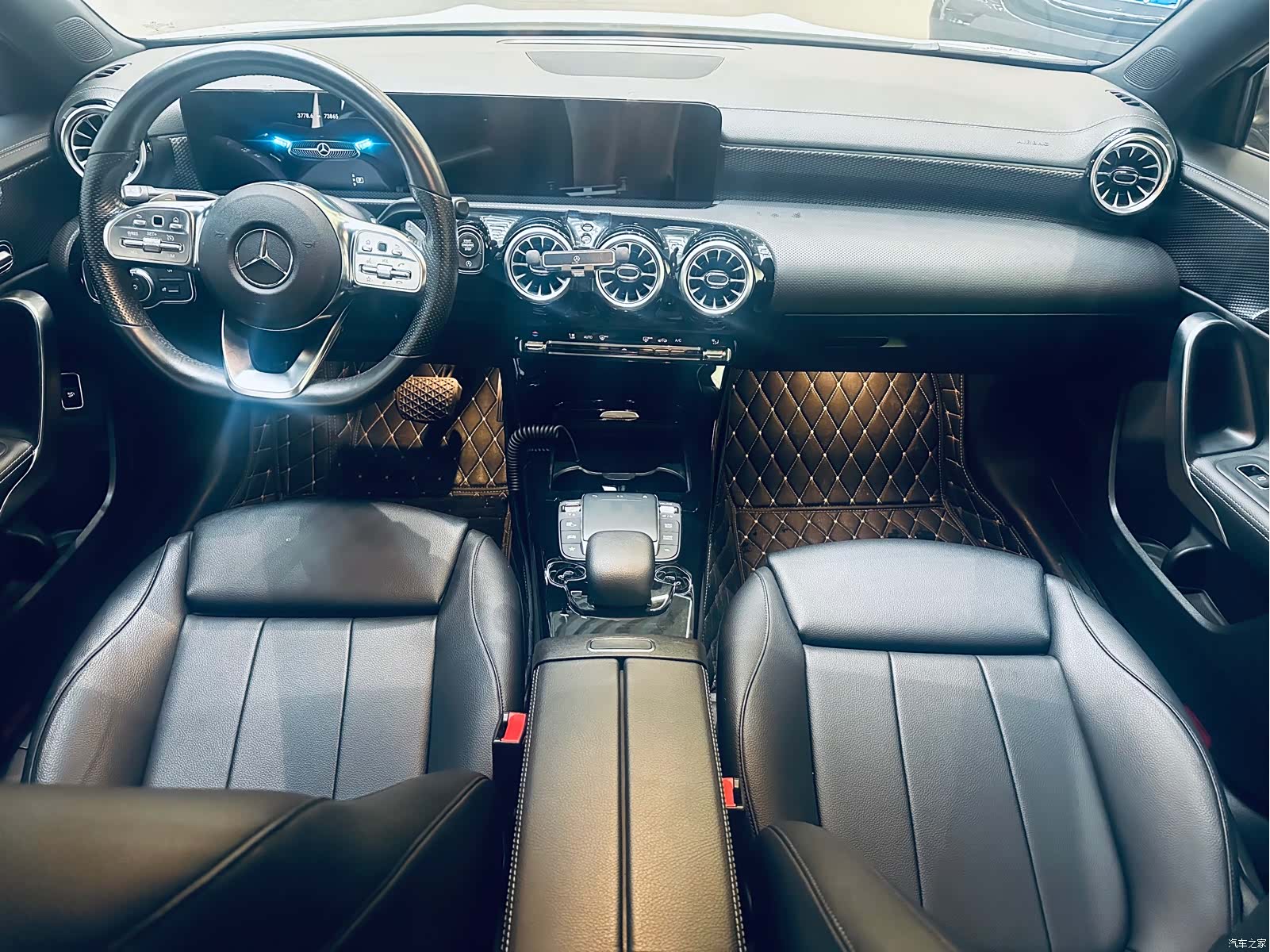 Mercedes-Benz A-Class, 2022 11