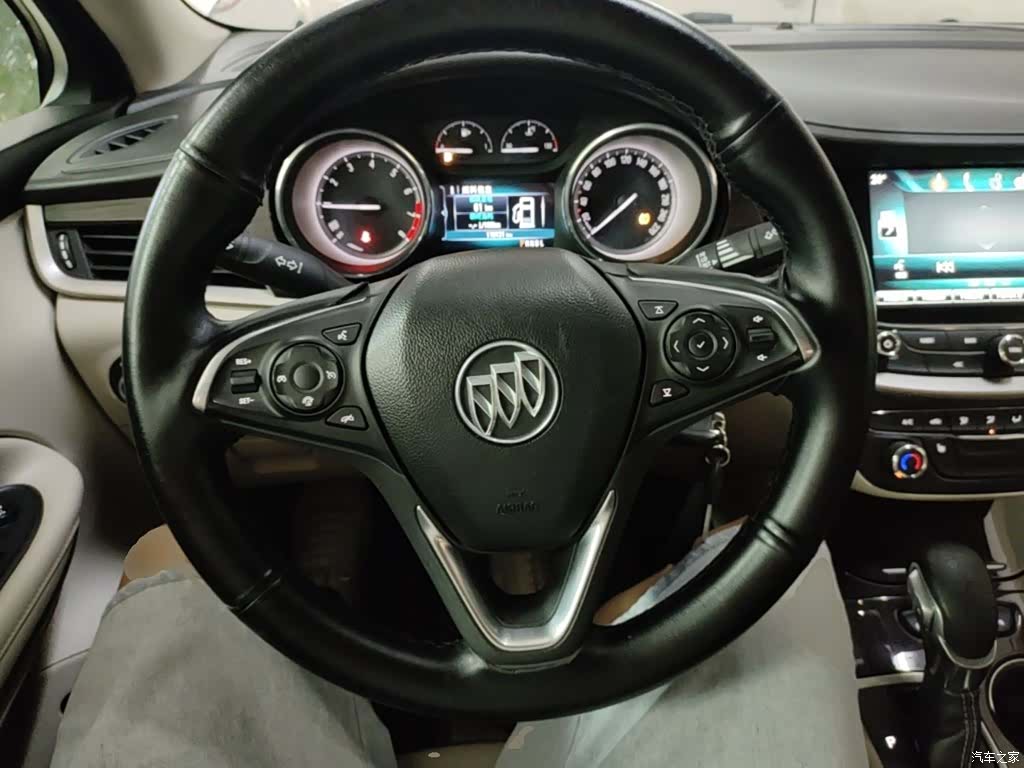 Buick Verano, 2018 11