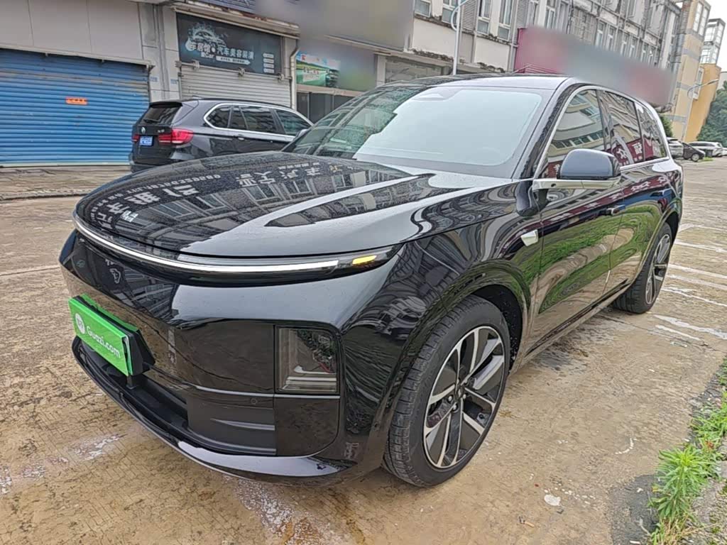 Li Auto L6