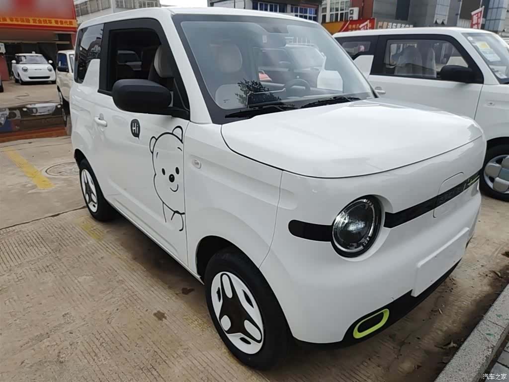 Geely Panda, 2025 4