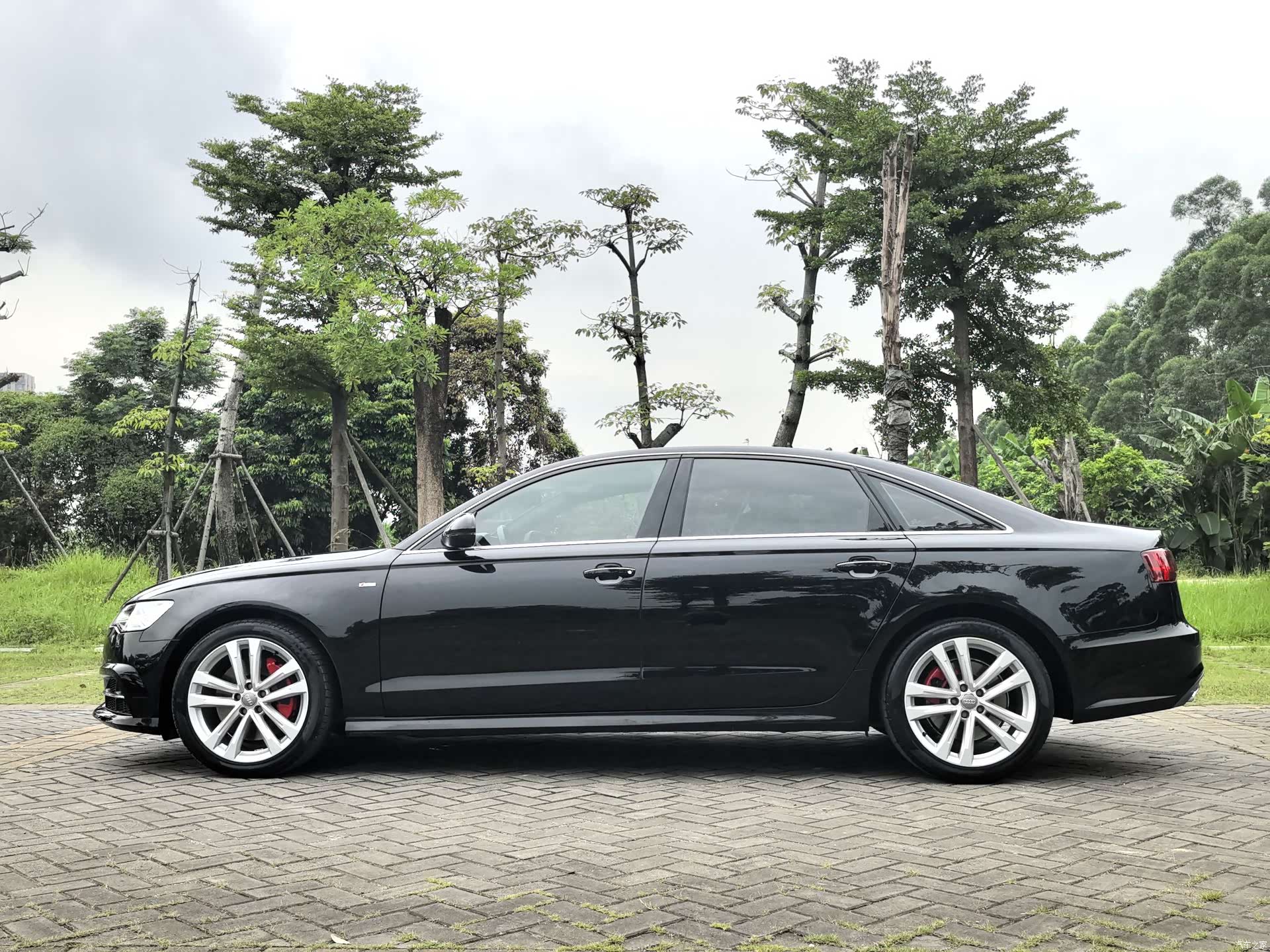 Audi A6L, 2018 4
