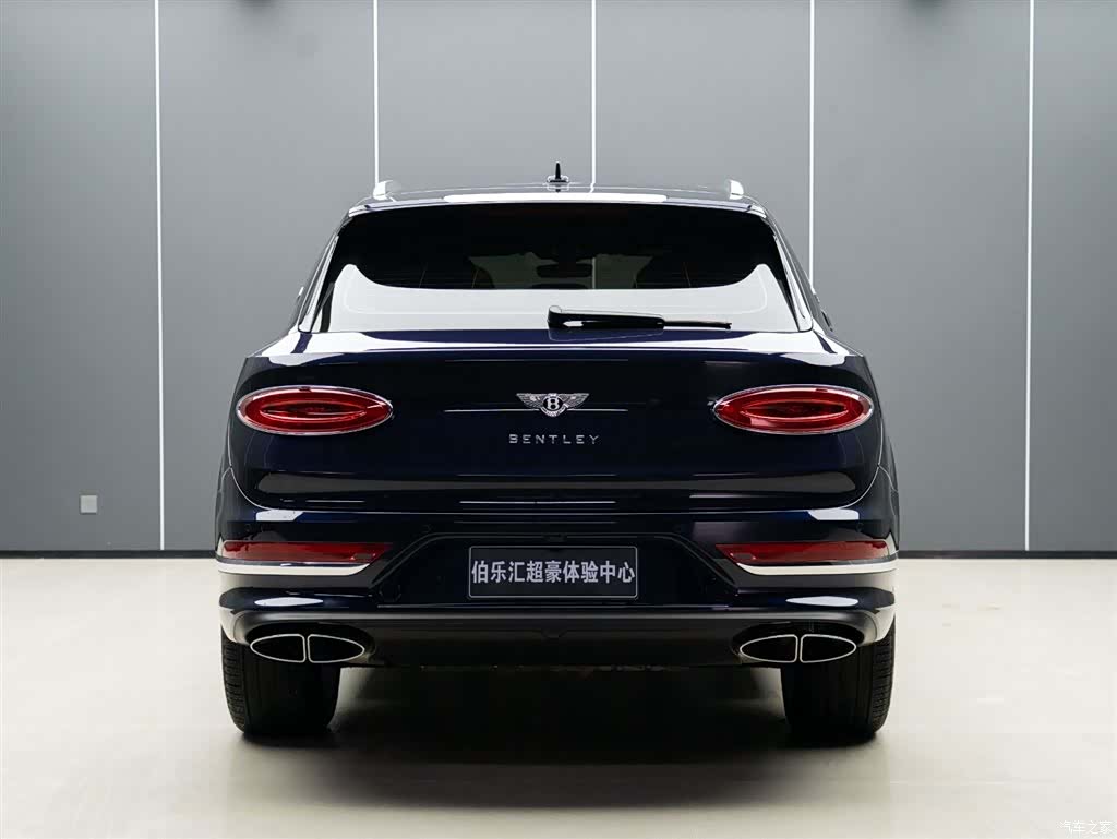 Bentley Bentayga, 2025 7