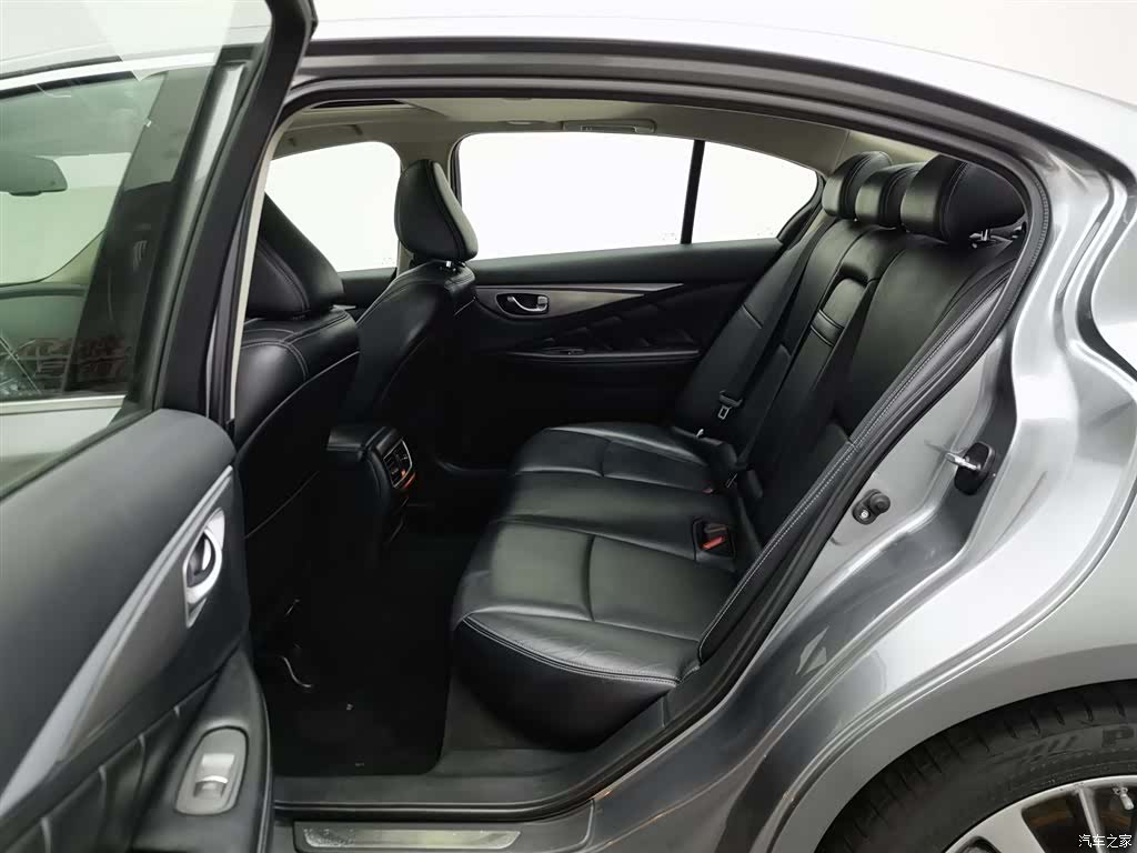 Infiniti Q50L, 2018 15