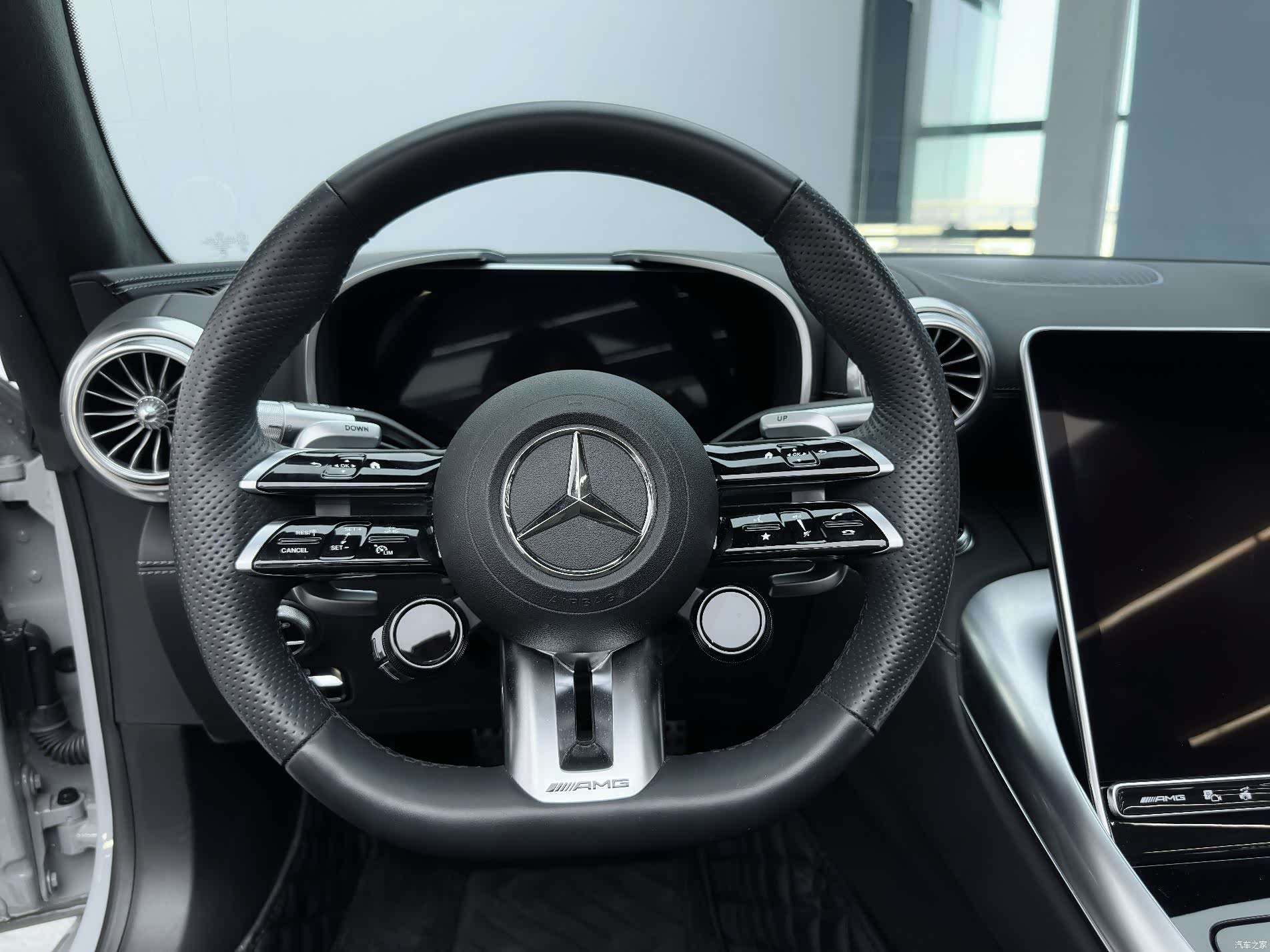 Mercedes-Benz SL, 2025 20